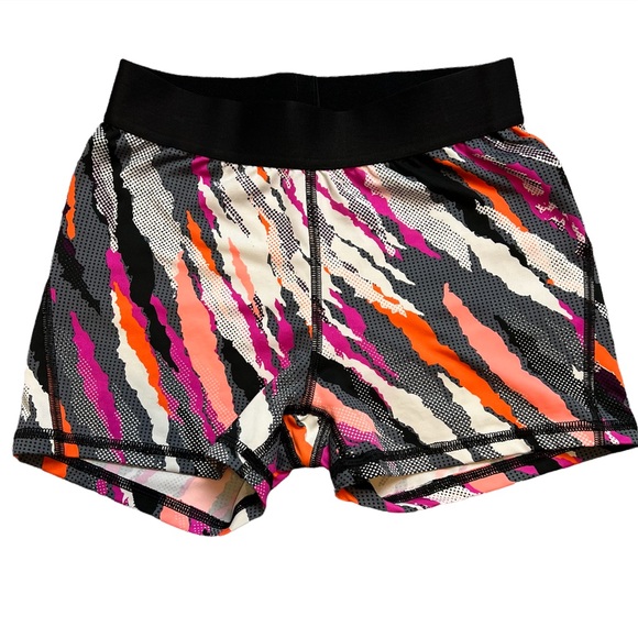 Victoria Sport The Player Hot Short/Mini Short. Size Small. - Picture 1 of 8